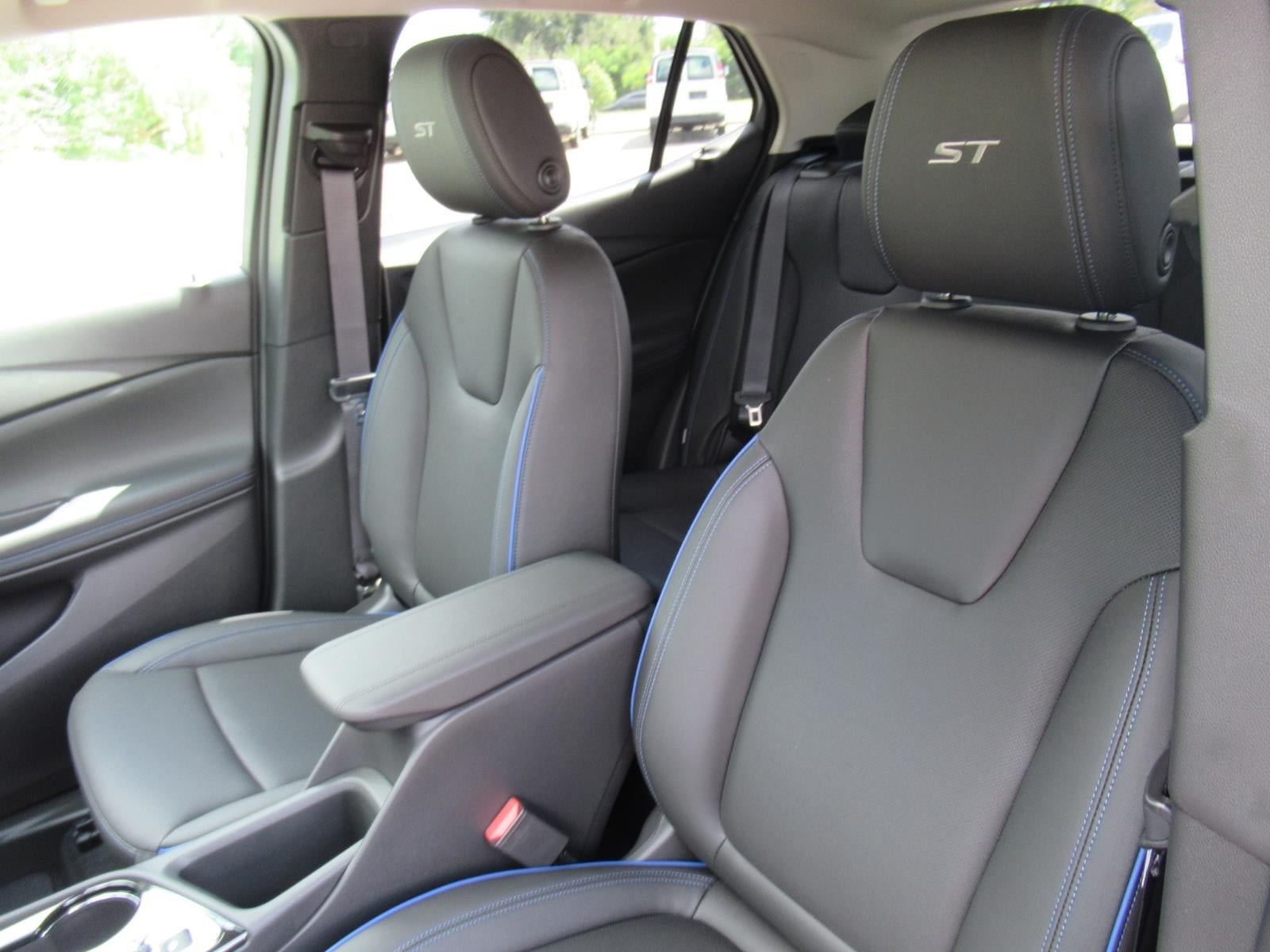 New 2026 Buick Encore GX Sport Touring w/ Comfort Package FWD image 18