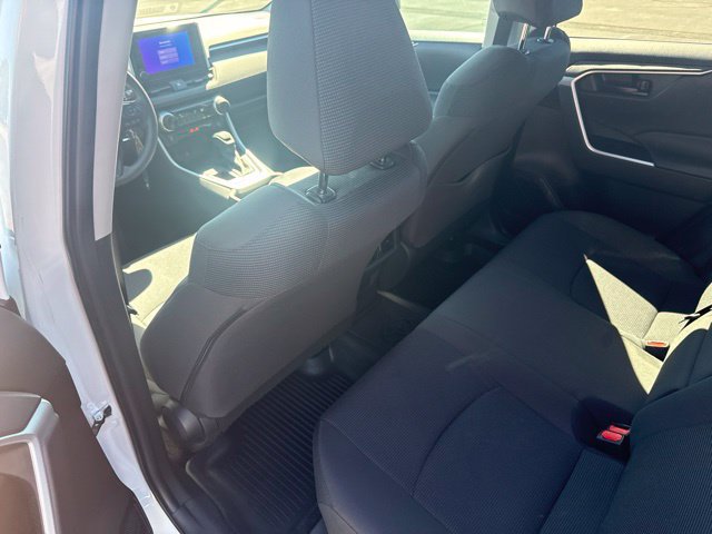Used 2025 Toyota RAV4 LE FWD image 21