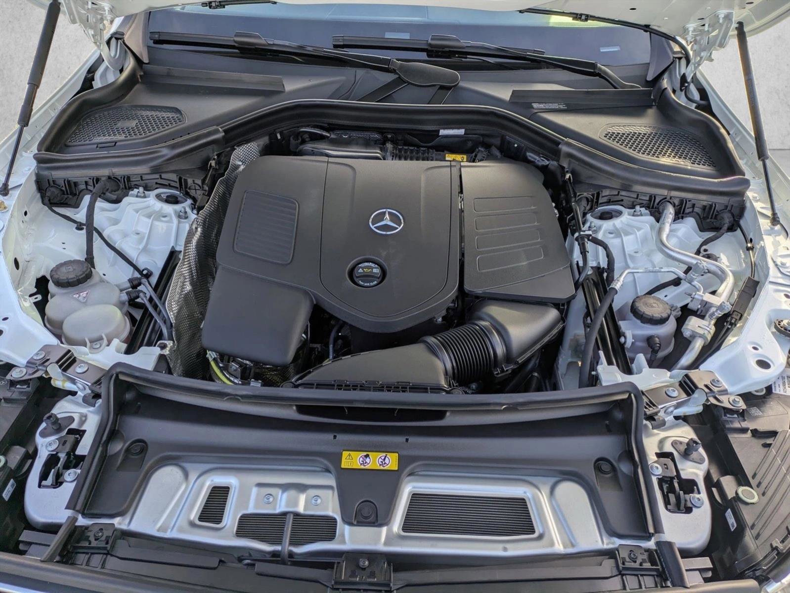 New 2026 Mercedes-Benz GLC 300 4MATIC image 23
