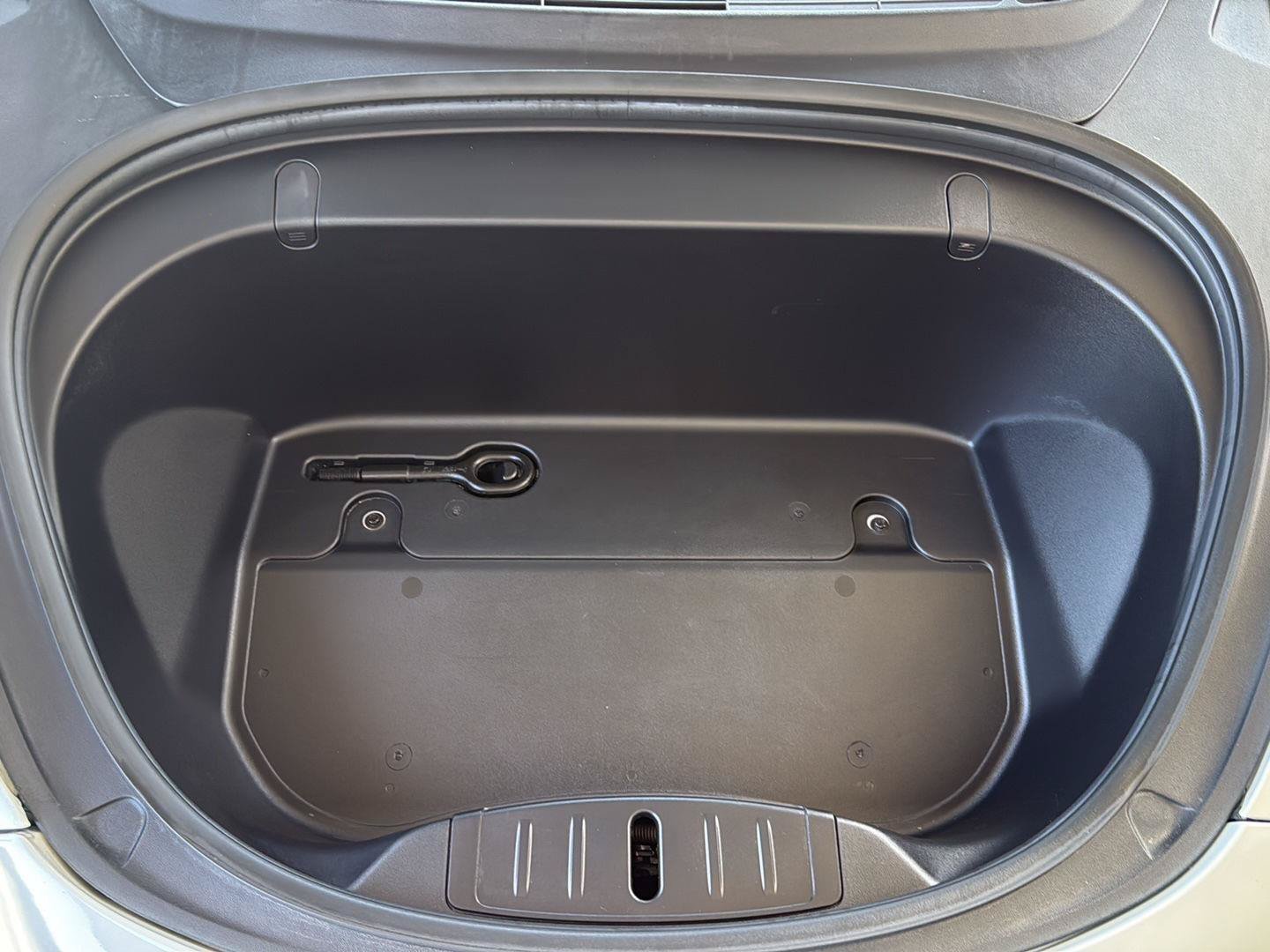 Used 2019 Tesla Model 3 Mid Range RWD image 31
