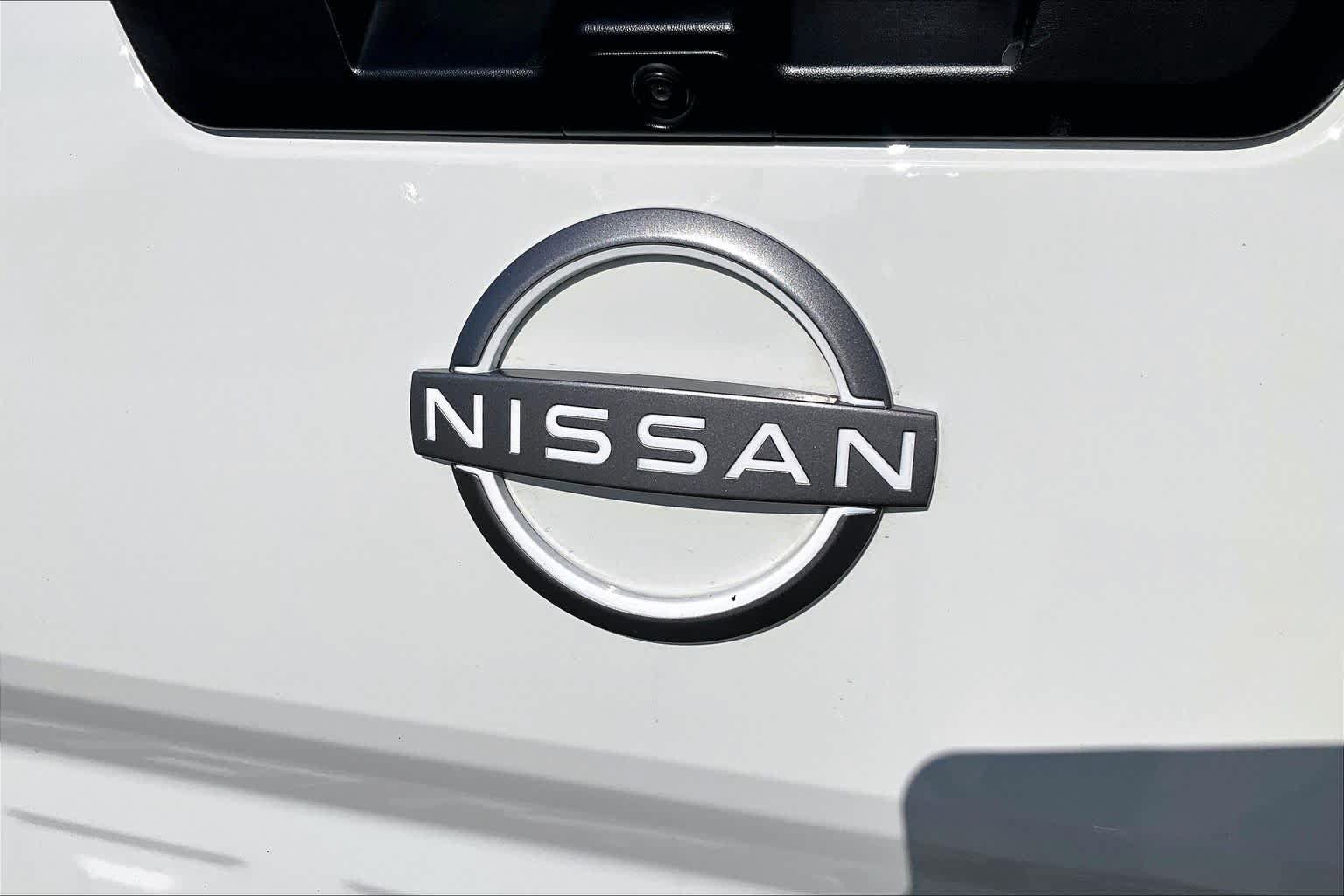 Used 2025 Nissan Frontier SV w/ SV Convenience Package RWD image 30
