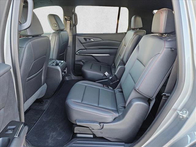 Used 2025 Chevrolet Traverse Z71 w/ Driver Confidence Package image 15