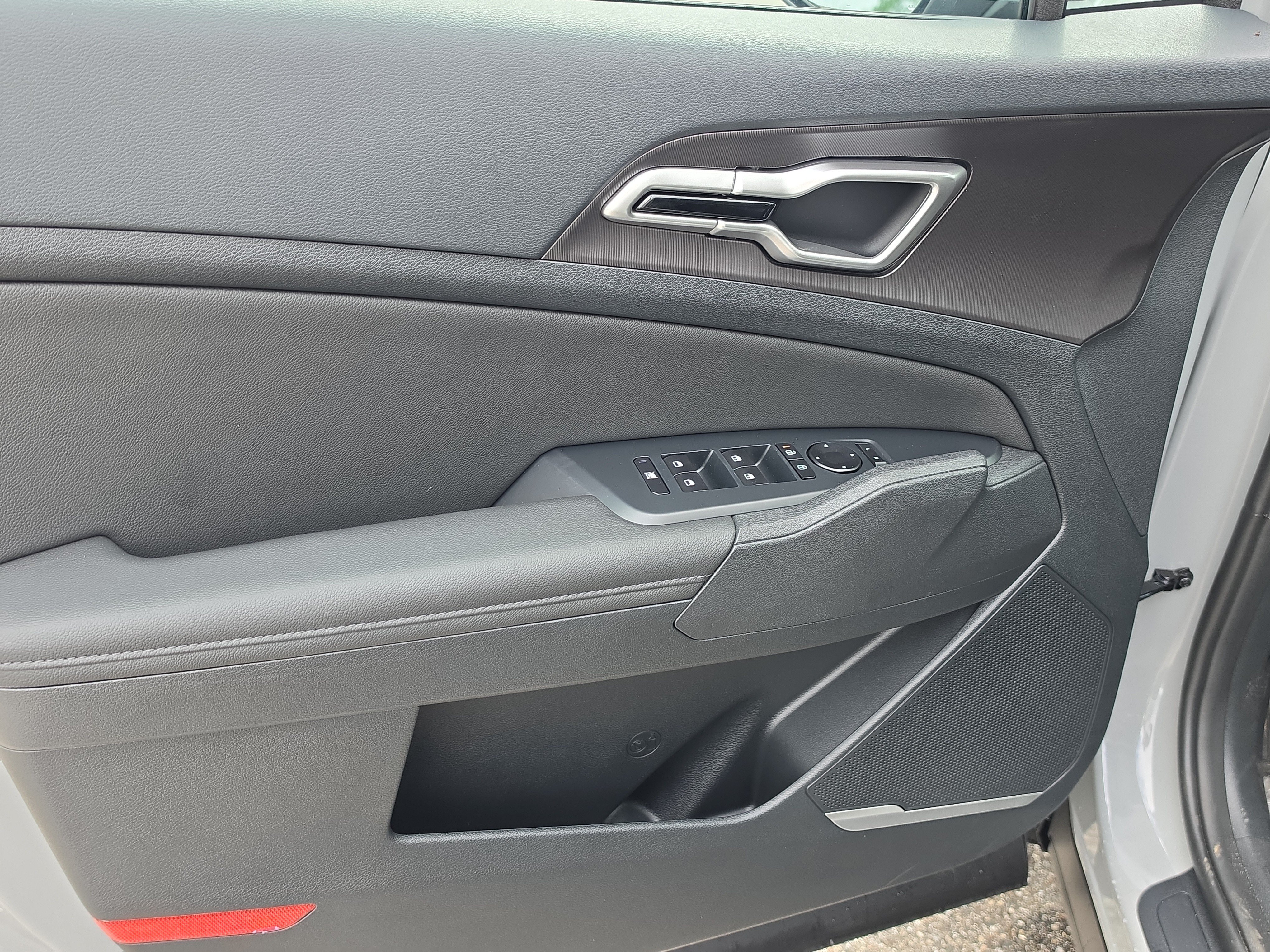 New 2027 Kia Sportage EX FWD image 18