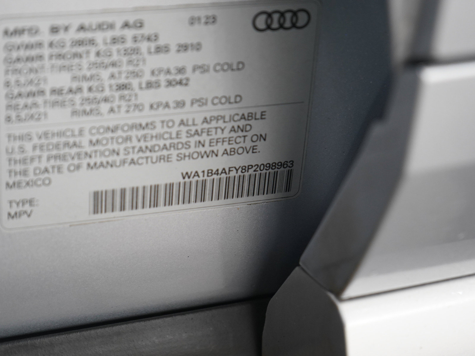 Used 2023 Audi SQ5 Premium Plus AWD/4WD image 29