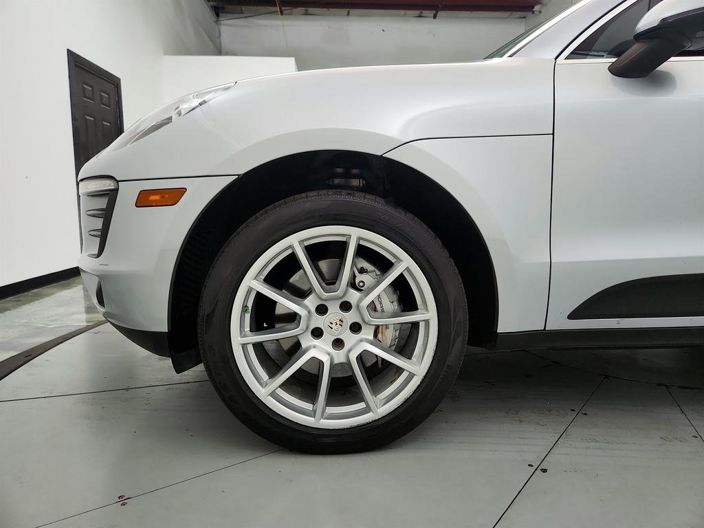 Used 2016 Porsche Macan S image 31