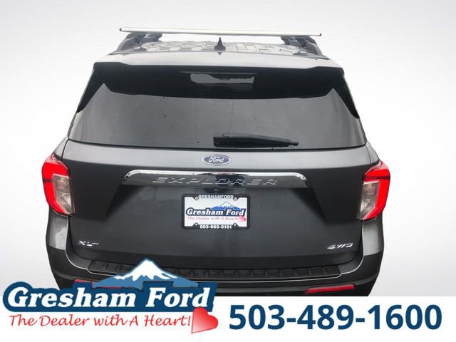 Used 2024 Ford Explorer XLT w/ Equipment Group 202A AWD/4WD image 7