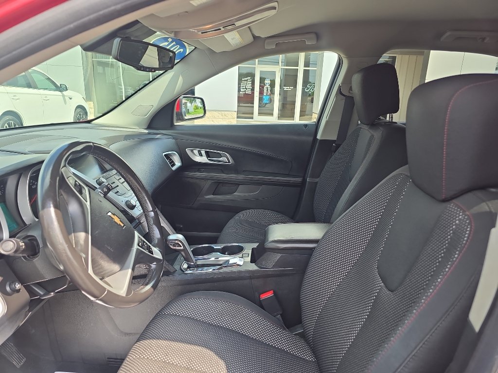 Used 2015 Chevrolet Equinox LT w/ Driver Convenience Package AWD/4WD image 14