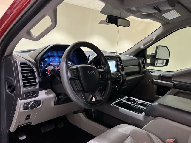 Certified 2019 Ford F250 XLT w/ XLT Premium Package AWD/4WD image 9