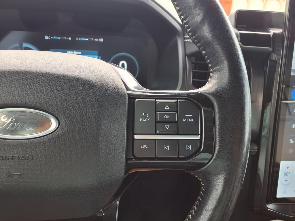 Used 2023 Ford F150 Lightning Platinum AWD/4WD image 37