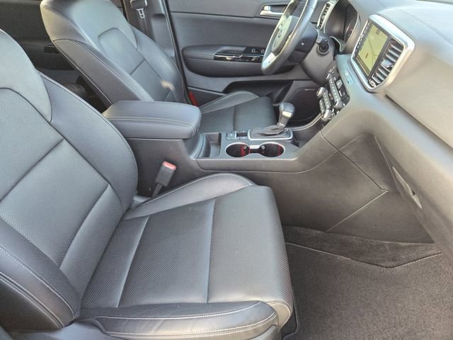 Used 2022 Kia Sportage EX w/ EX Technology Package image 14