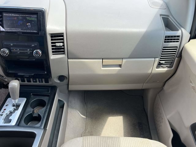 Used 2014 Nissan Titan SV w/ SV Value Truck Package AWD/4WD image 18