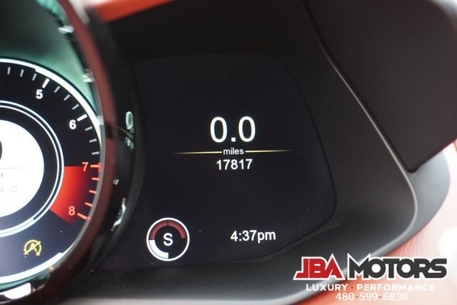 Used 2021 Aston Martin V8 Vantage Coupe image 48