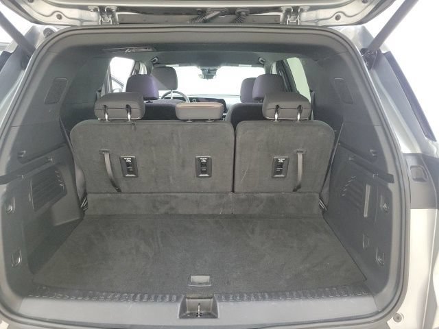 Used 2026 Chevrolet Traverse LT w/ Driver Confidence Package FWD image 18