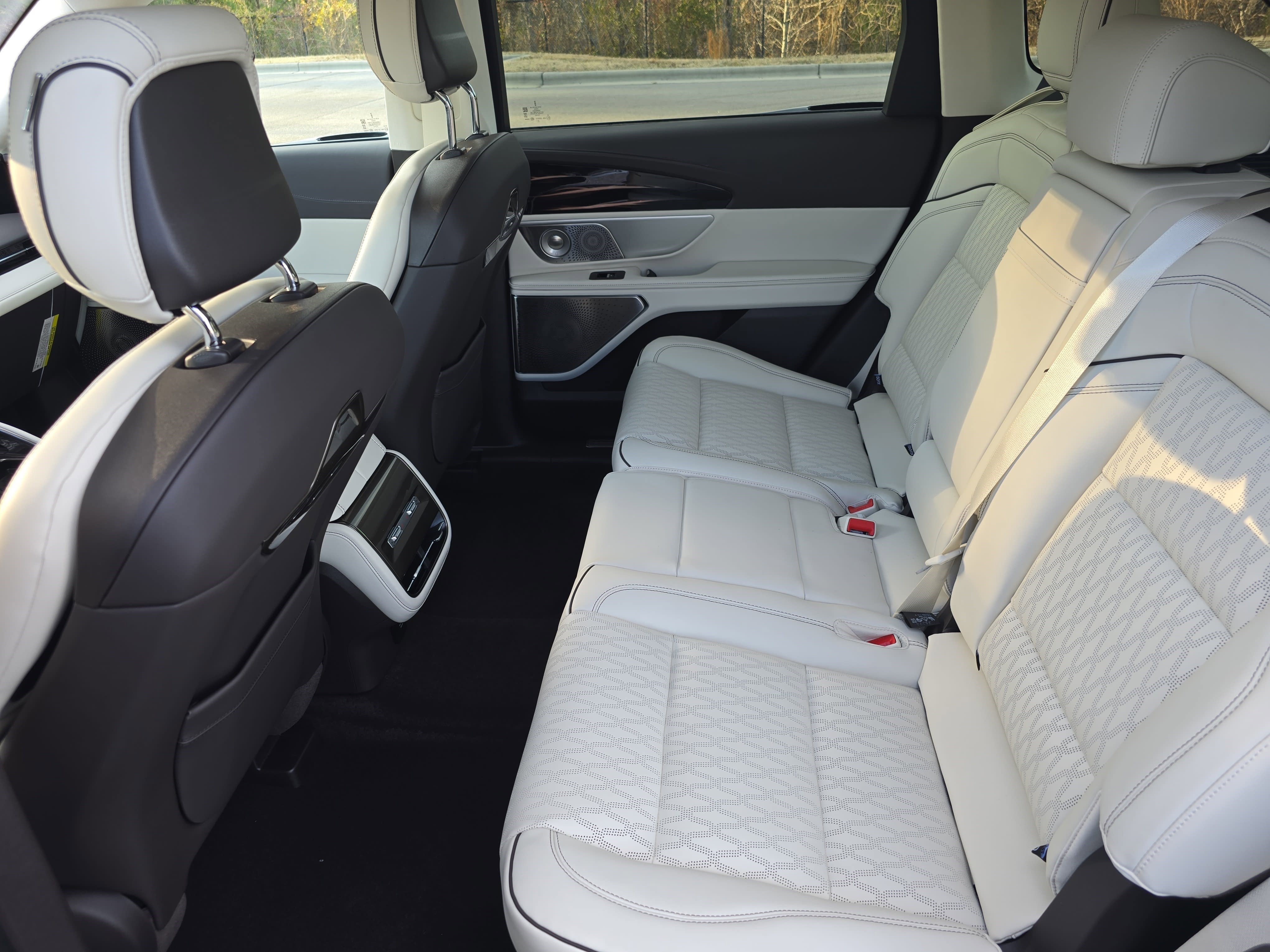 New 2026 Lincoln Nautilus Black Label AWD/4WD image 14