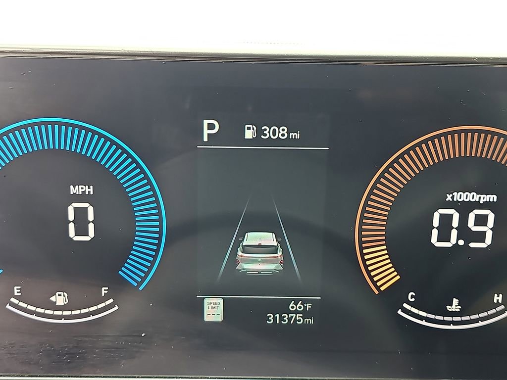 Used 2025 Hyundai Kona SEL image 20