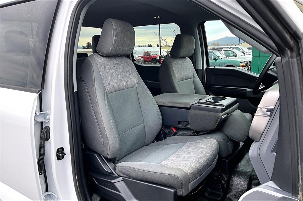 Used 2024 Ford F350 XLT image 7