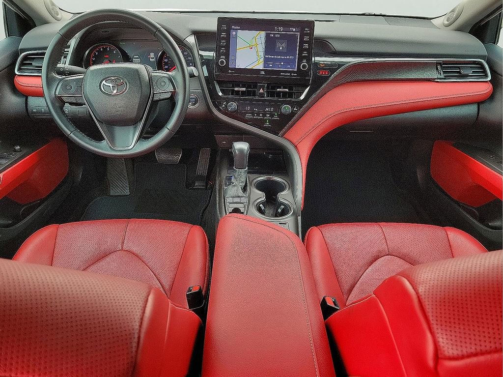 Used 2022 Toyota Camry XSE w/ Navigation Package image 11