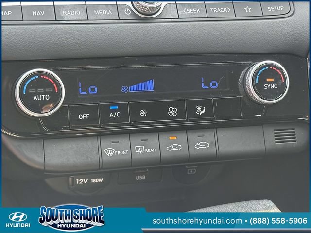 Certified 2024 Hyundai Elantra Blue FWD image 31