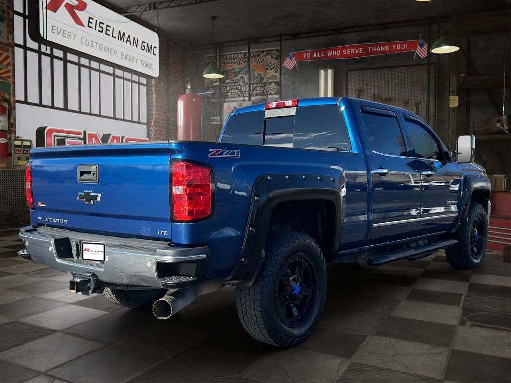 Used 2019 Chevrolet Silverado 2500 LTZ w/ Duramax Plus Package image 3