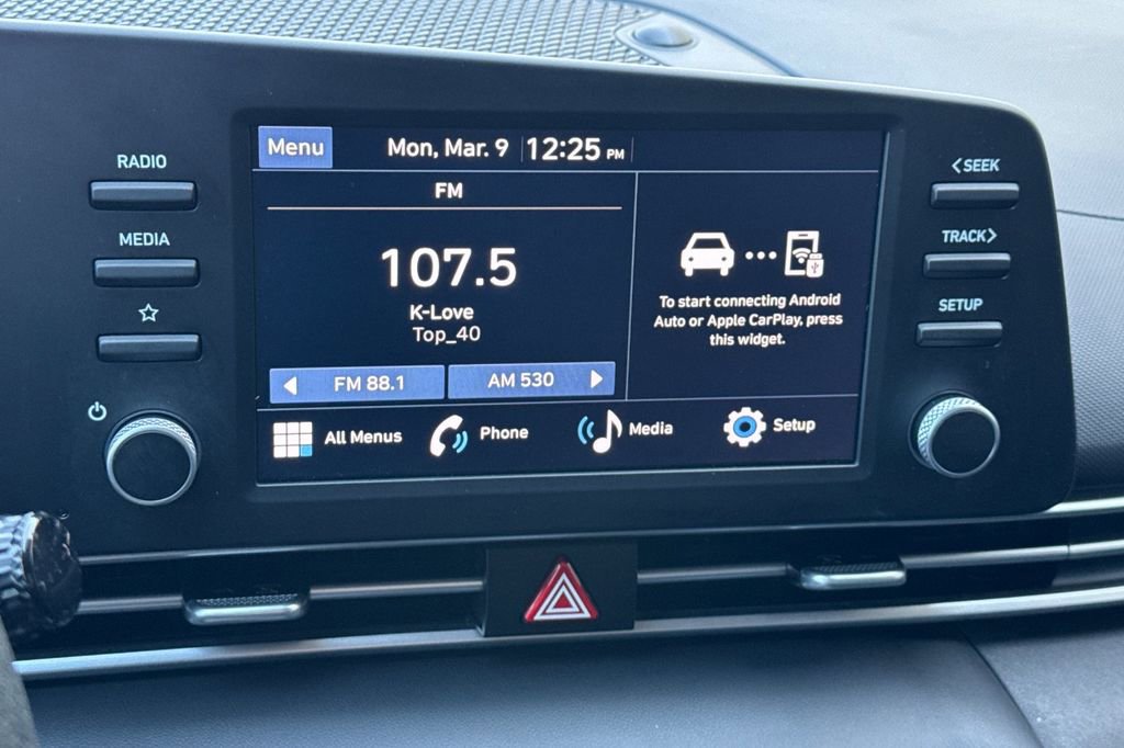 Used 2024 Hyundai Elantra SE image 20