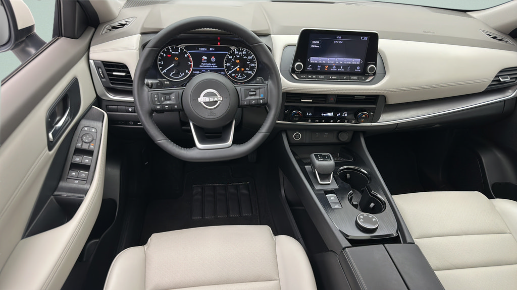 Used 2023 Nissan Rogue SV w/ SV Premium B Package AWD/4WD image 11