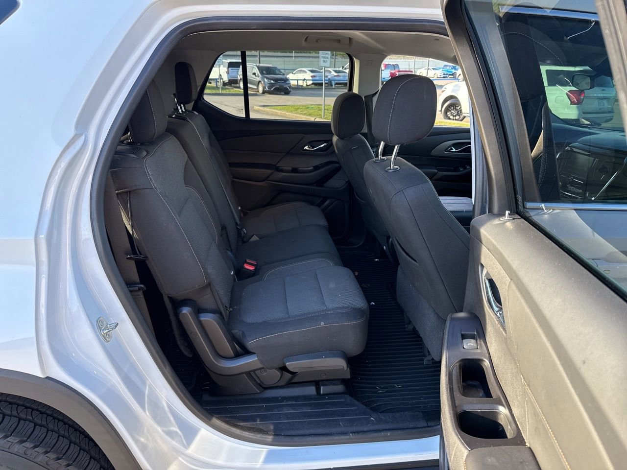 Used 2018 Chevrolet Traverse LS image 11