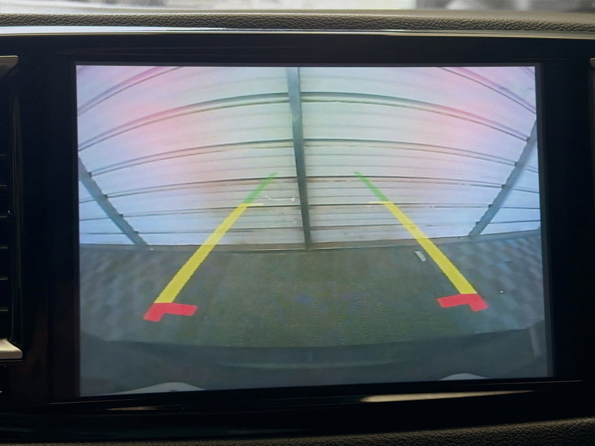 Used 2025 Chrysler Pacifica Select FWD image 16