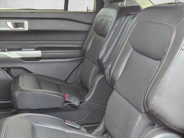 Certified 2021 Ford Explorer Limited w/ Equipment Group 301A image 21