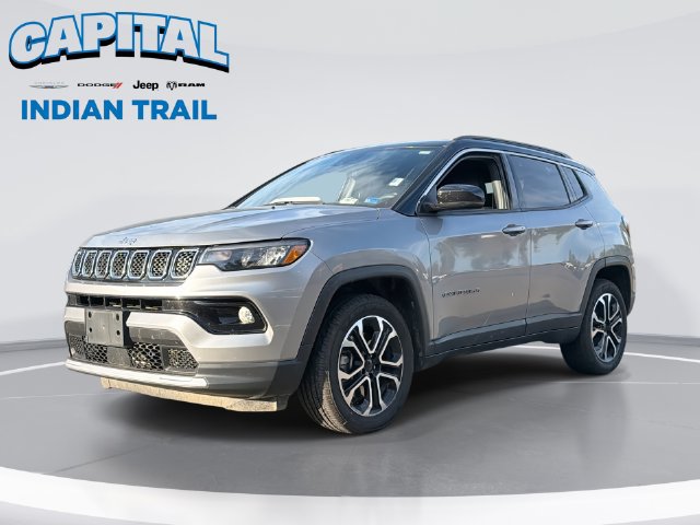Used 2024 Jeep Compass Limited AWD/4WD image 1