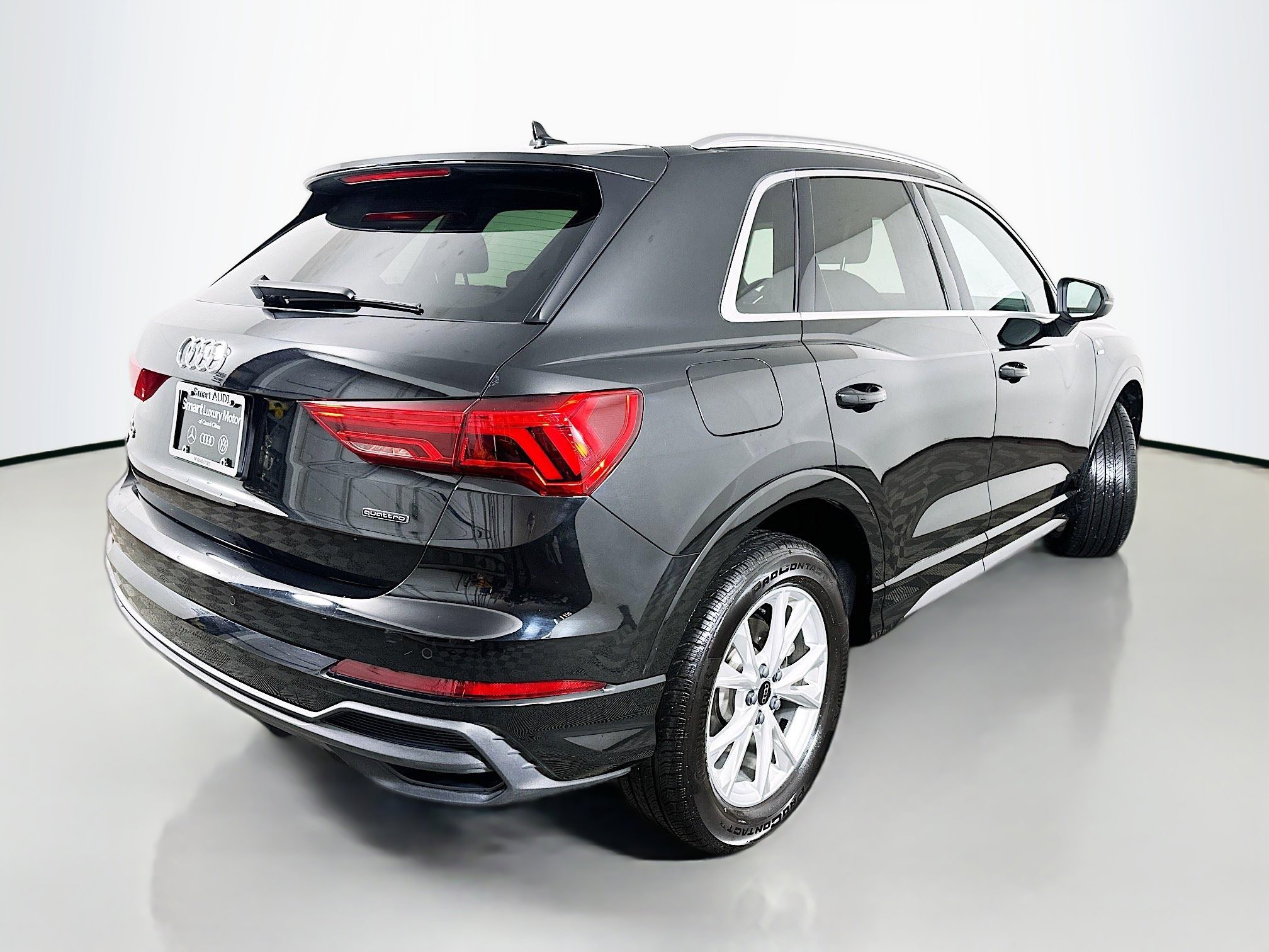 Used 2025 Audi Q3 2.0T Premium w/ Convenience Package AWD/4WD image 7