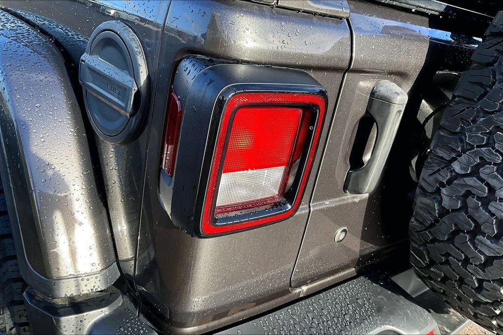 Used 2018 Jeep Wrangler Unlimited Rubicon AWD/4WD image 29