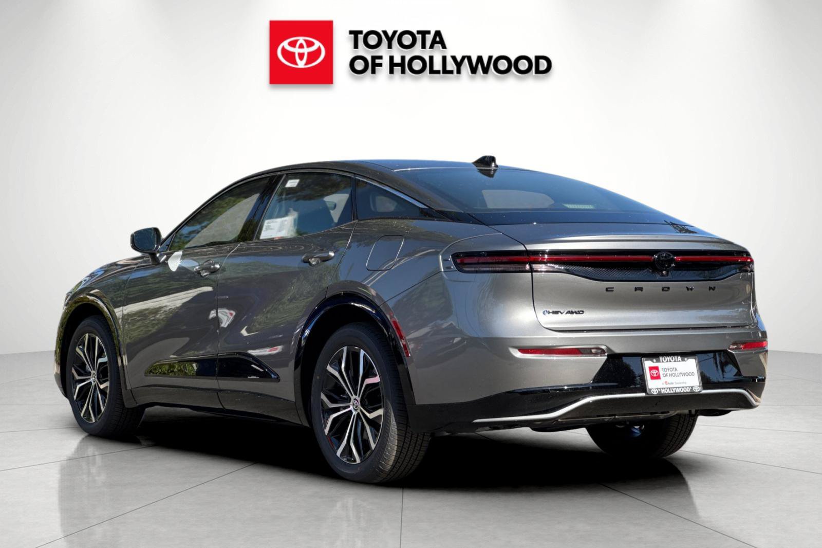 New 2027 Toyota Crown AWD/4WD image 6