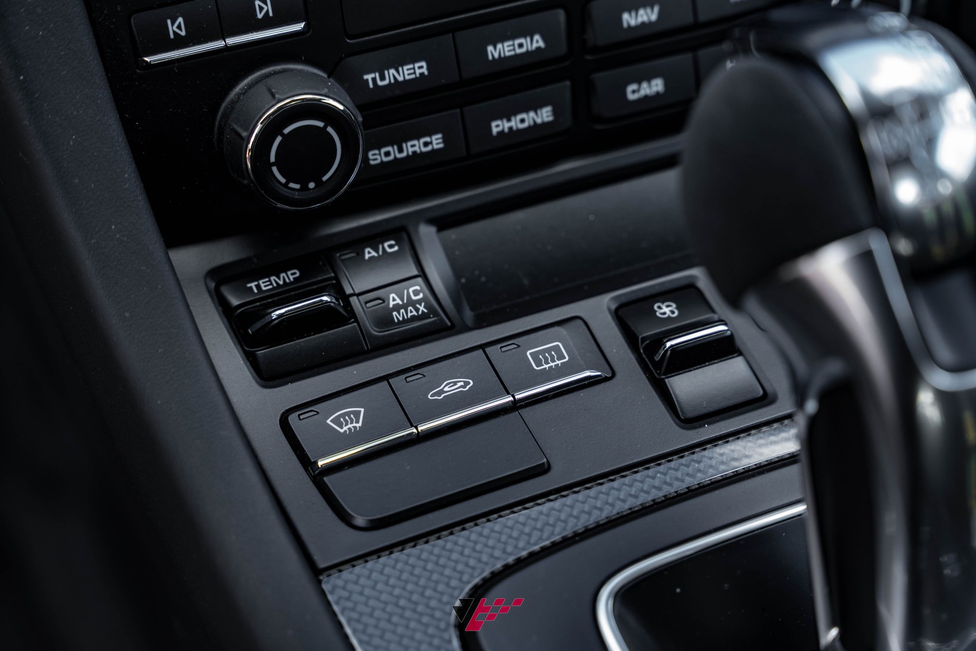 Used 2018 Porsche 911 GT2 RS image 15