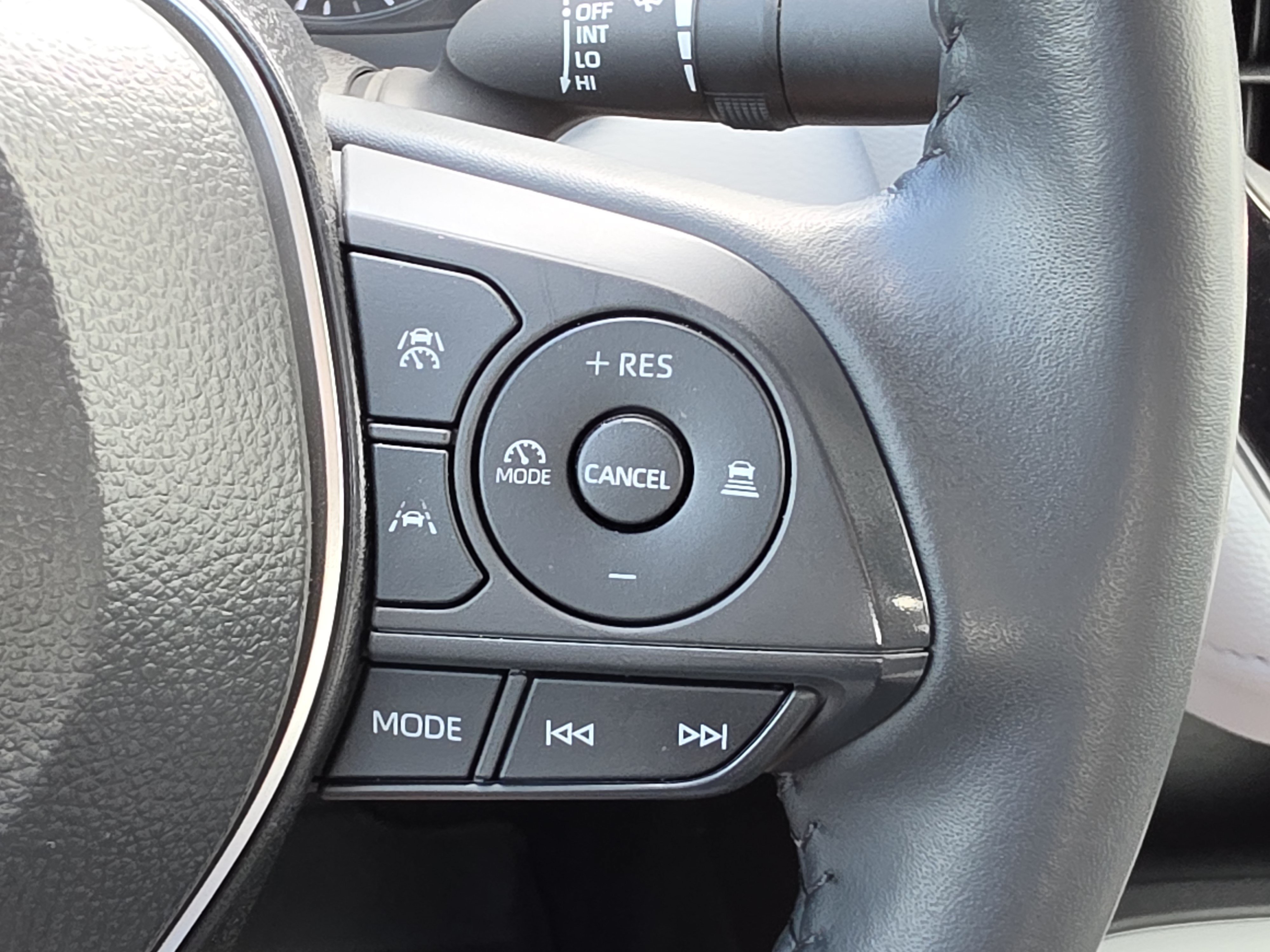 Certified 2025 Toyota Corolla SE FWD image 17