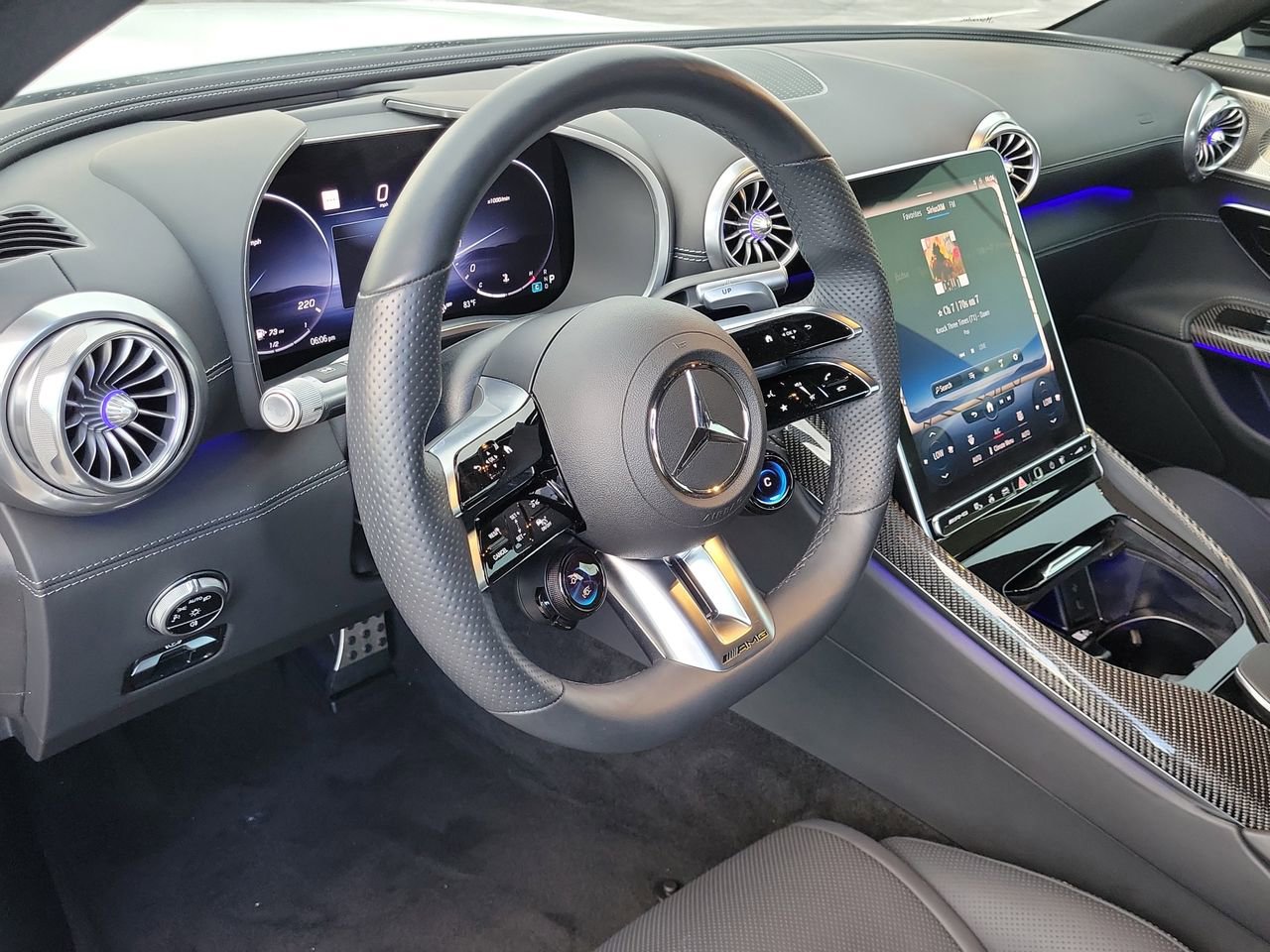 Certified 2022 Mercedes-Benz SL 63 AMG 4MATIC image 12