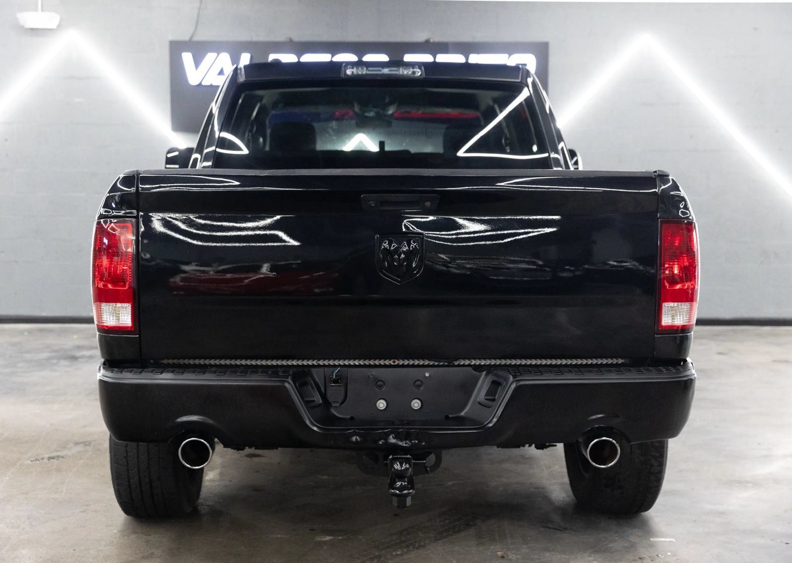 Used 2017 RAM 1500 Express w/ Express Value Package RWD image 19