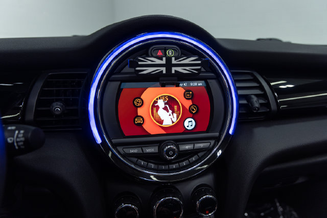 Used 2020 MINI Cooper S w/ Driver Assistance Package FWD image 15