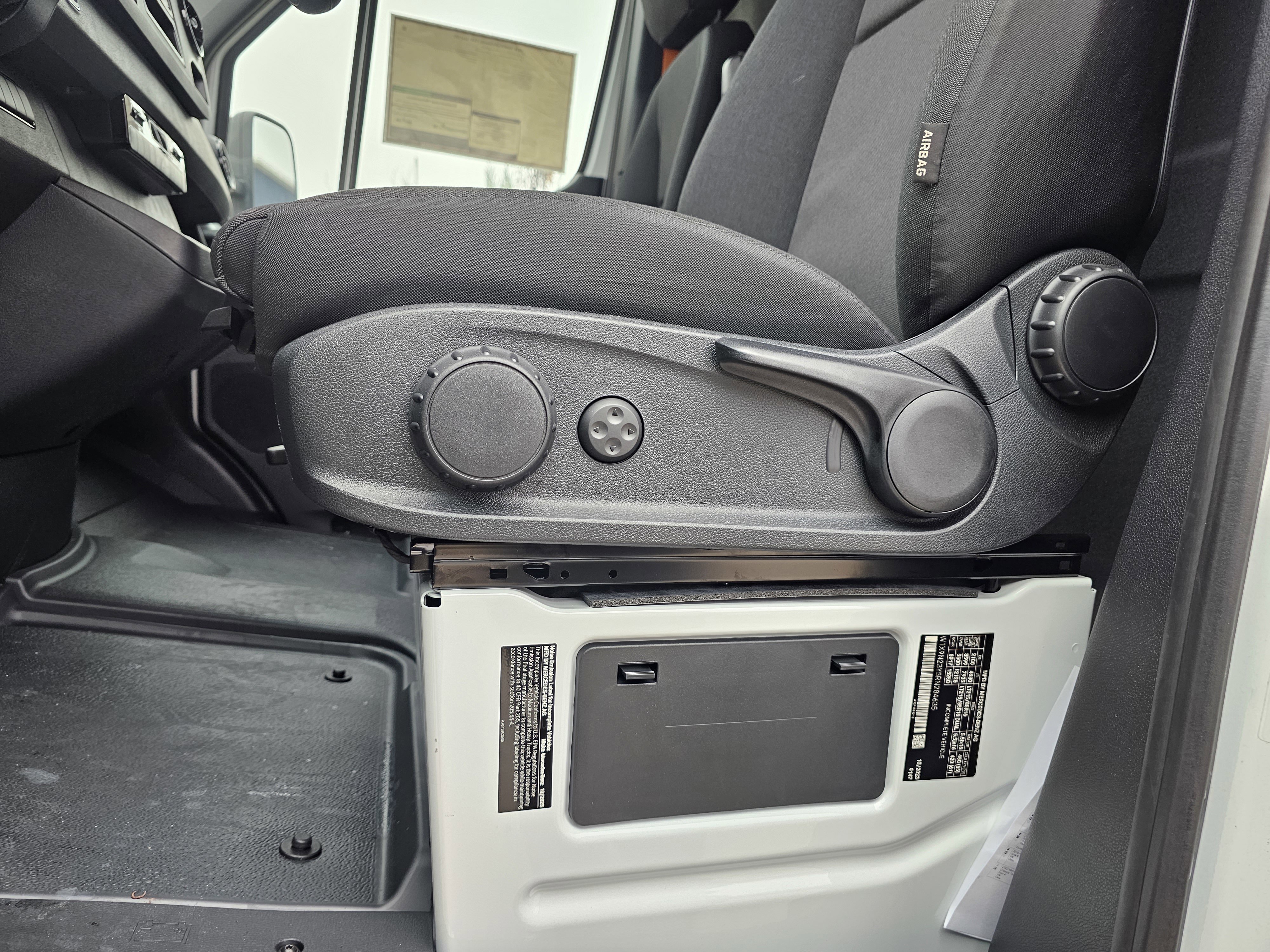 New 2024 Mercedes-Benz Sprinter 4500 image 15