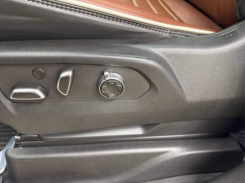 Used 2023 GMC Yukon Denali Ultimate image 25