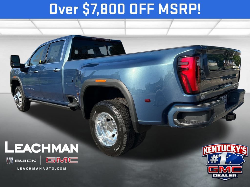 New 2026 GMC Sierra 3500 4x4 Crew Cab Denali w/ Denali Reserve Package image 5