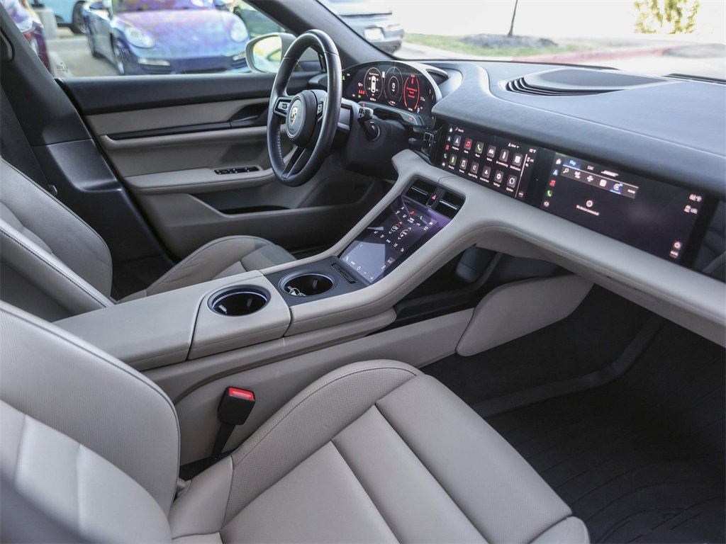 Certified 2024 Porsche Taycan 4S image 34