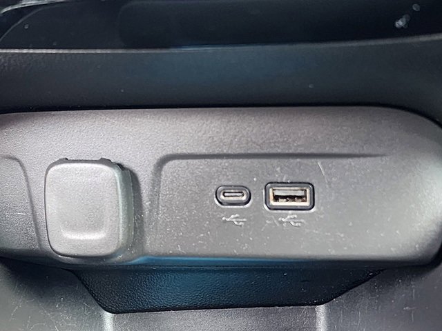 Used 2024 Chevrolet Trax LT image 25