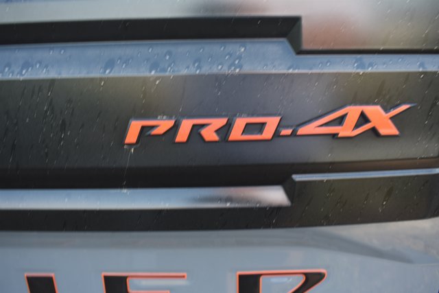 Used 2025 Nissan Frontier PRO-4X AWD/4WD image 5