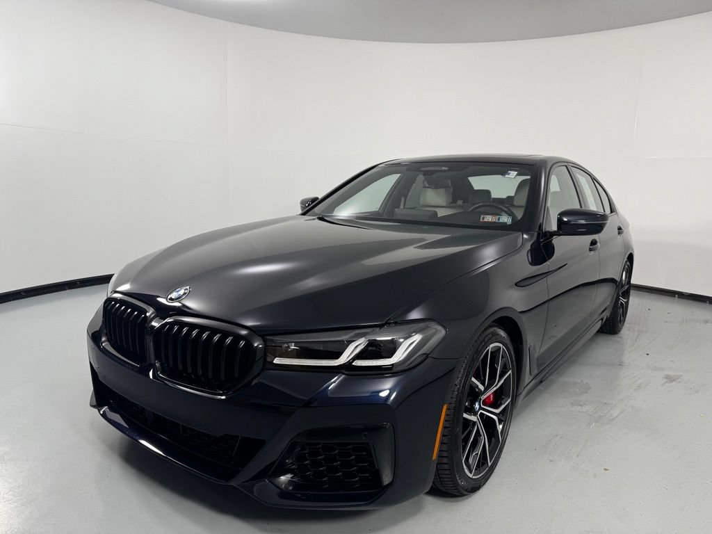 Used 2023 BMW M550i xDrive w/ Executive Package AWD/4WD image 3