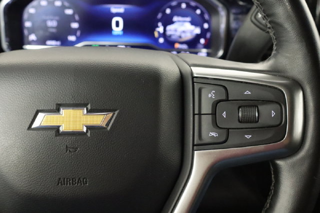 Used 2024 Chevrolet Silverado 1500 LT AWD/4WD image 9