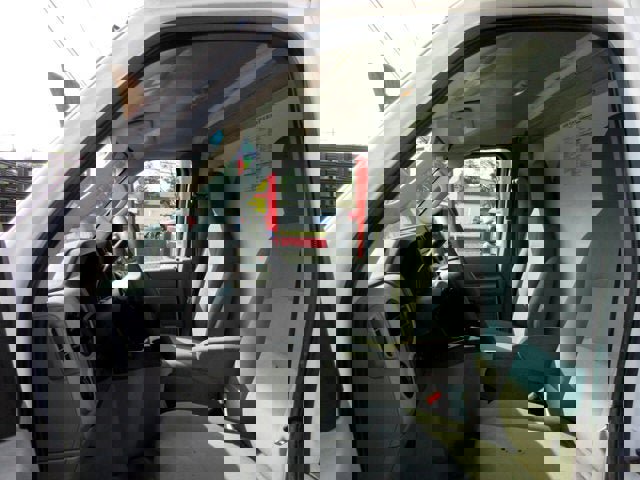 Used 2019 Ford E-450 and Econoline 450 Super Duty w/ Exterior Upgrade Package RWD image 8