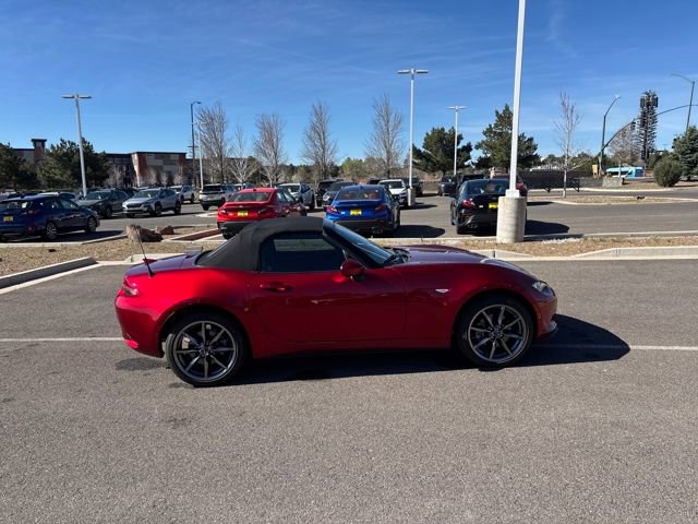 Used 2021 MAZDA MX-5 Miata Grand Touring image 2