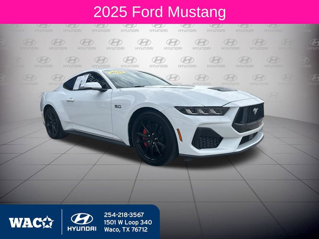 Used 2025 Ford Mustang GT Premium image 2