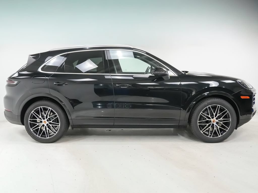 New 2026 Porsche Cayenne AWD/4WD image 9