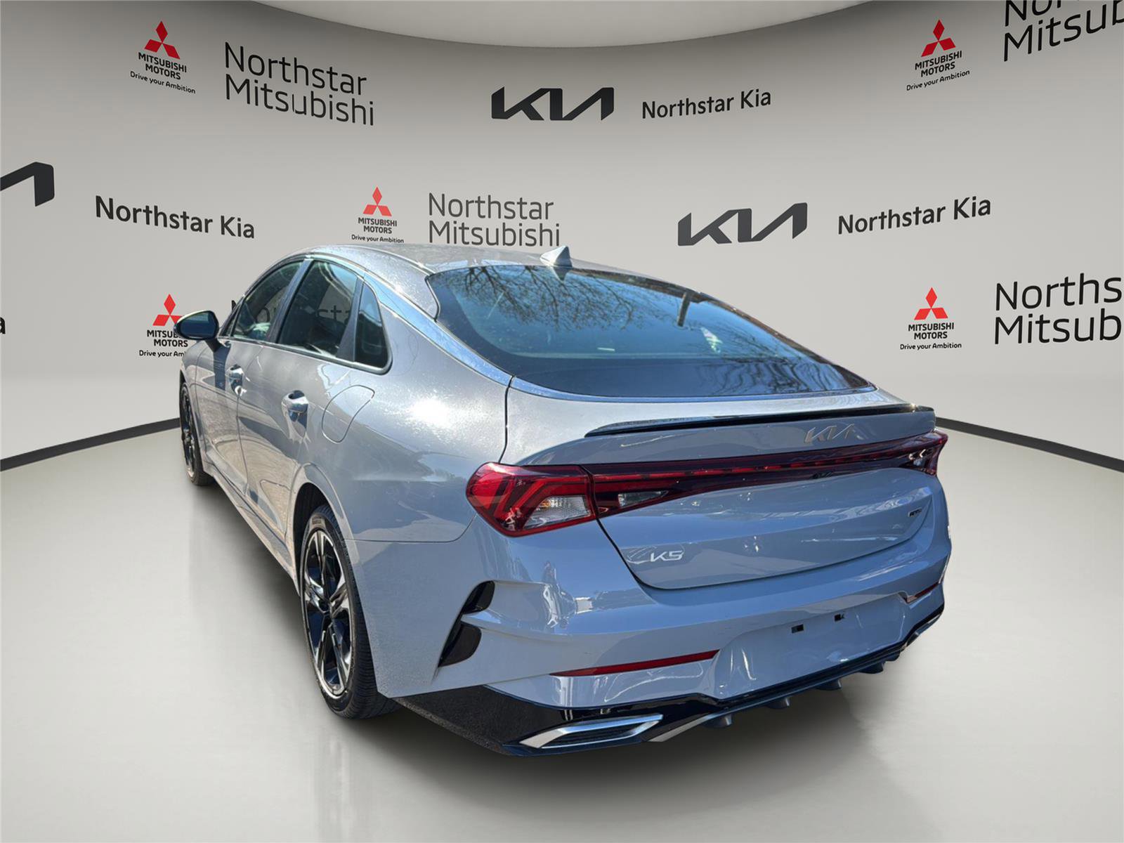 Used 2023 Kia K5 GT-Line w/ GT-Line Premium Package image 3